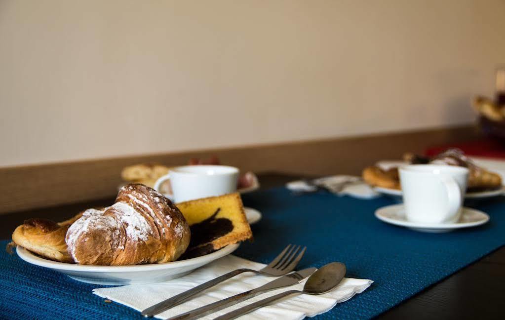 Sotto Il Sole Di Roma Bed & Breakfast Exterior photo